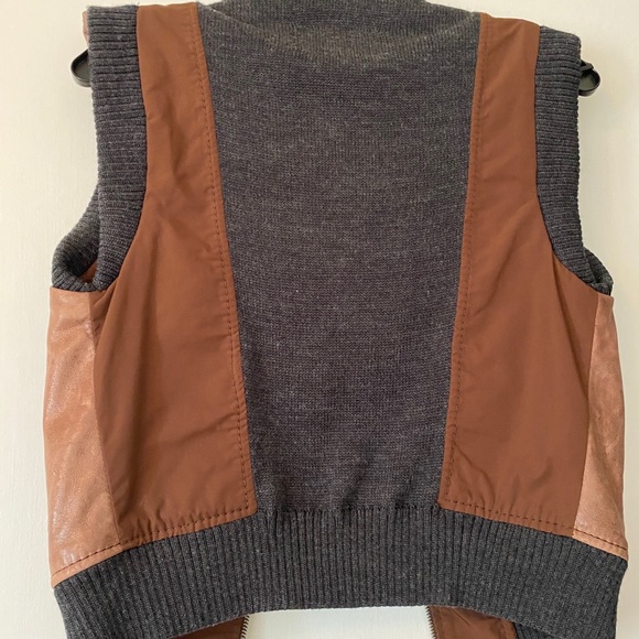 BCBG MaxAzria Leather Bomber Vest - Picture 6 of 7